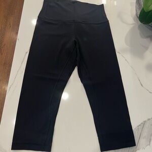 Size 8 black cropped lululemon leggings